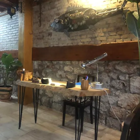 아파트 Merkez Deniz Yakini Balkonlu Muhtesem Ev *