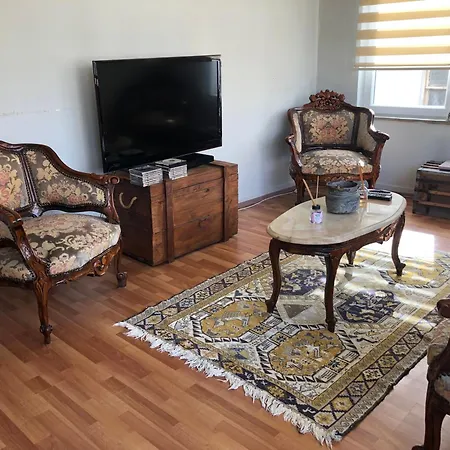 Merkez Deniz Yakini Balkonlu Muhtesem Ev